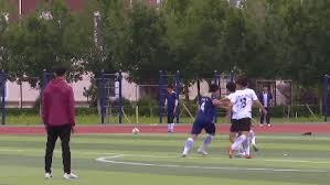 江夏工匠打造不锈钢足球雕塑助力武汉世界杯